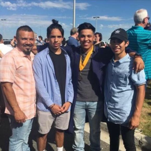 Meet your Posher, Alex - Picture 1 of 1